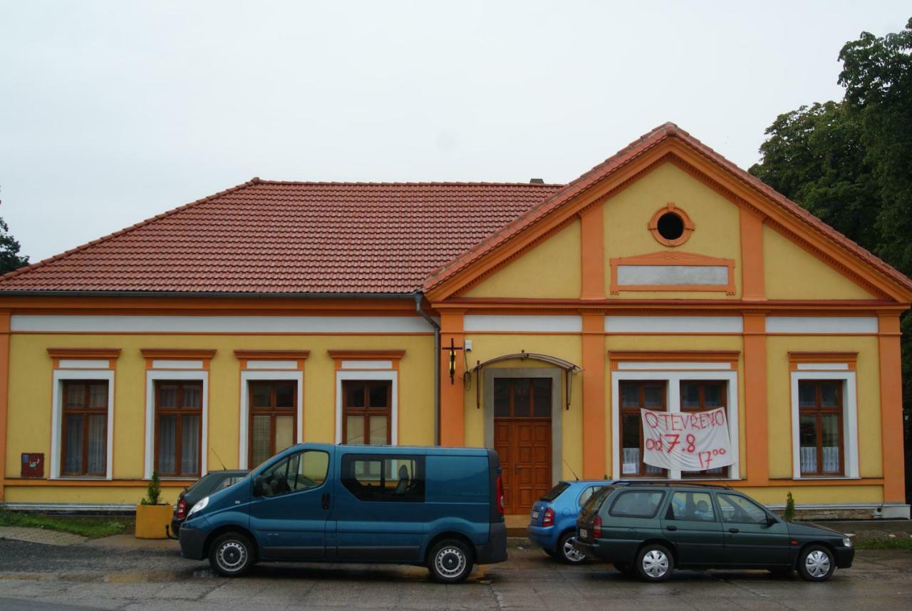 Ubytovani U Tajcu Dolni Berkovice ภายนอก รูปภาพ